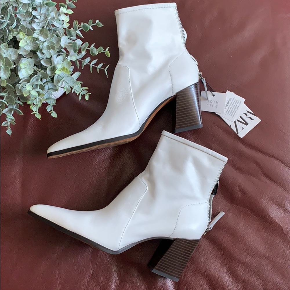 NWT ZARA White Leather Ankle Boots